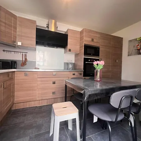 Holiday home La Maison Secrete Evryproche Paris Evry-Courcouronnes